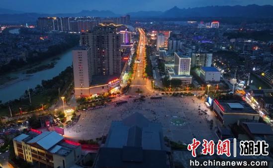 武汉小巷美食探秘，湖北味道的隐藏宝藏